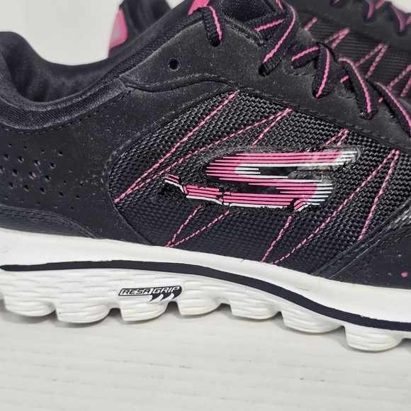 Skechers Women's Black and Pink Athletic Shoes - Picture 6 of 7